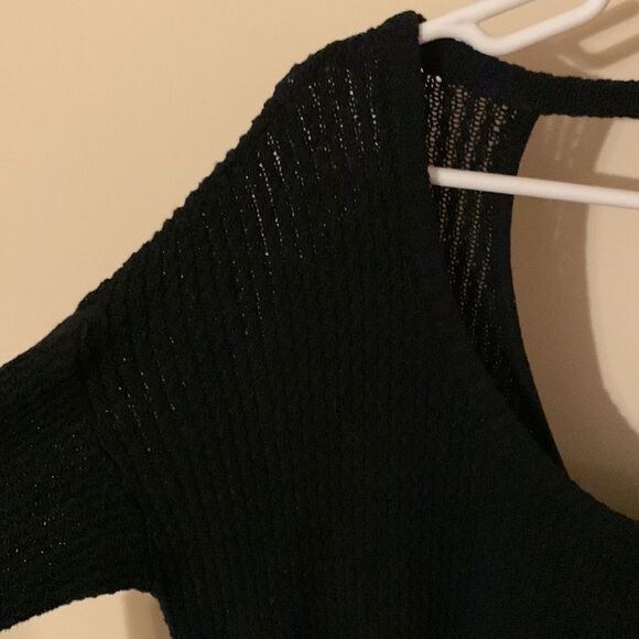 Show Me Your MuMu oversized black Long Sleeve Open Back knit sweater - Picture 2 of 9